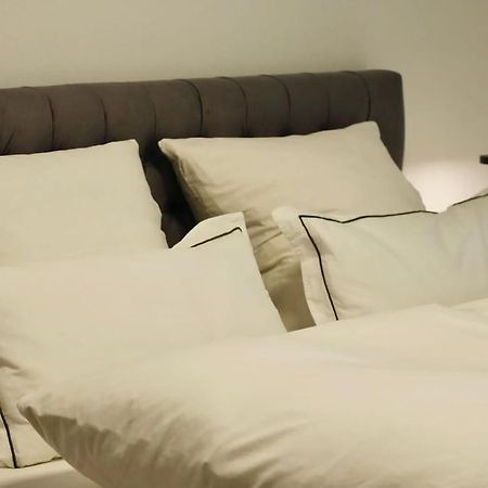 Modern Holiday Apartment In The Heart Of Klingenmunster Bagian luar foto
