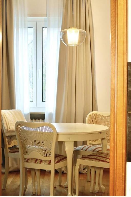 Modern Holiday Apartment In The Heart Of Klingenmunster Bagian luar foto